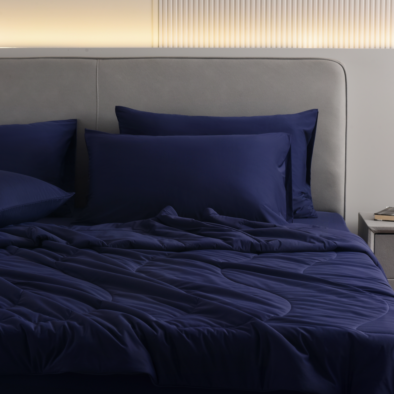 Cocoon™ Cooling Comforter
