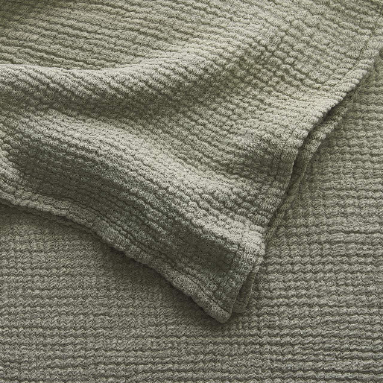 Cocoon™ Muslin Blankets and Bedding