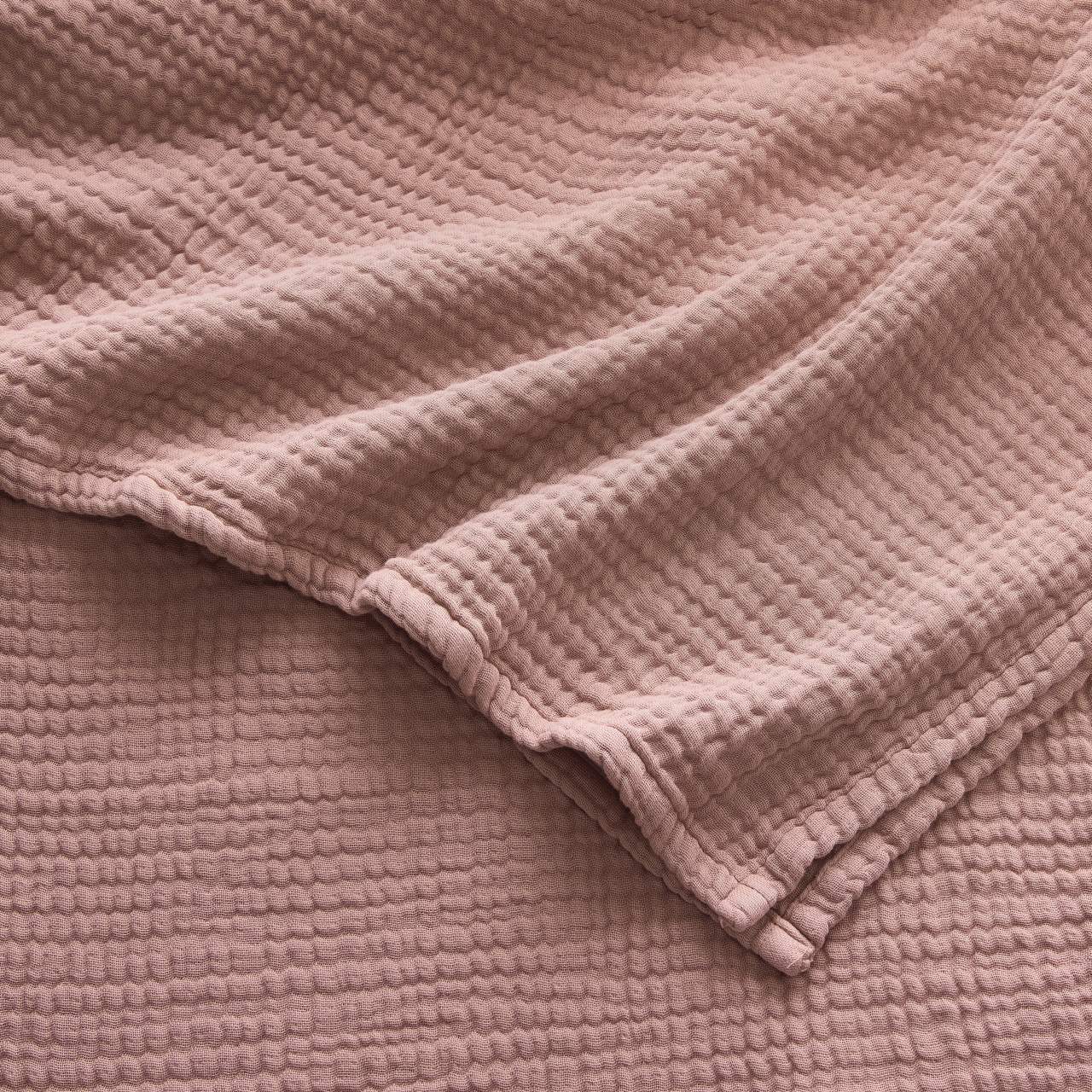 Cocoon™ Muslin Blankets and Bedding